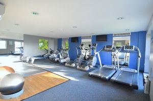 Photo 11- click for photo gallery